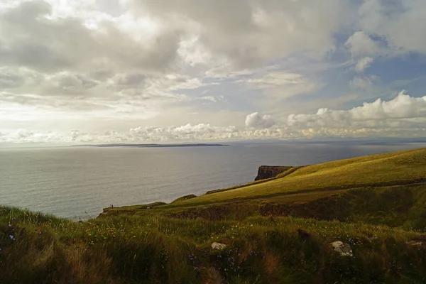 Scogliere Moher Sono Scogliere Più Conosciute Irlanda Trovano Sulla Costa — Foto Stock