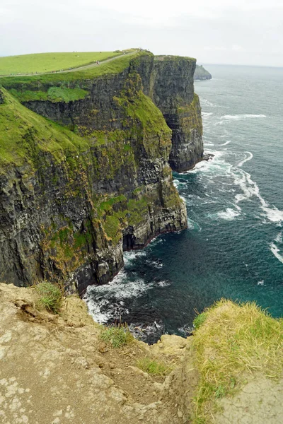 절벽은 아일랜드에서 알려진 절벽이다 아일랜드 클래어 County Clare 남서부 해안에 — 스톡 사진