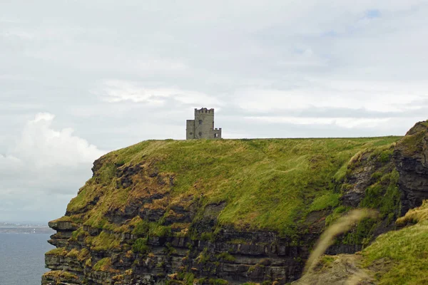 Cliffs Moher Irlands Mest Kända Klippor Ligger Den Sydvästra Kusten — Stockfoto