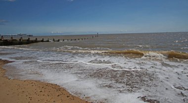 Southwold Plajı ziyaret etmeye değer, sadece deniz feneri yüzünden değil..