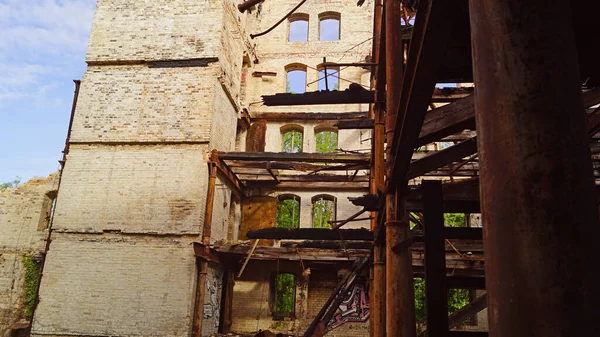 德国Halle的Boellberg磨坊建筑群储存大楼的废墟 — 图库照片