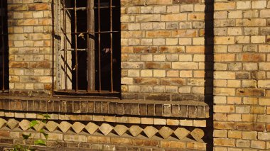 Almanya Halle 'deki Boellberg fabrika binasının yıkıntısı. 