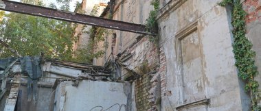 Almanya 'da Halle Saale' deki Boellberger Mill 'in inşaat kompleksinin yıkılması