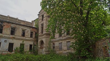 Halle Saale 'deki Boellberger Değirmeni' nin binasındaki eski villa.