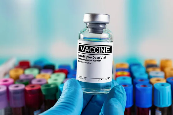 Researcher Hand Generic Vaccine Vial Vaccination Program Infectious Disease Prevention — 图库照片