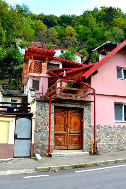 Schei Cvartal, Brasov, Transilvanya 'nın doğusunda. Tipik şehir manzarası. Brasov Romanya 'nın merkezidir. 300.000 kişi..