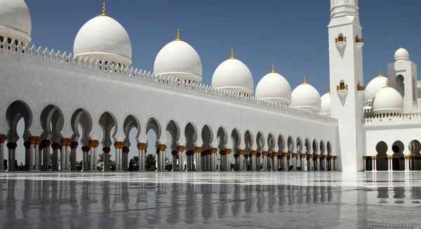 All'interno della Grande Moschea di Sheikh Zayed — Foto Stock