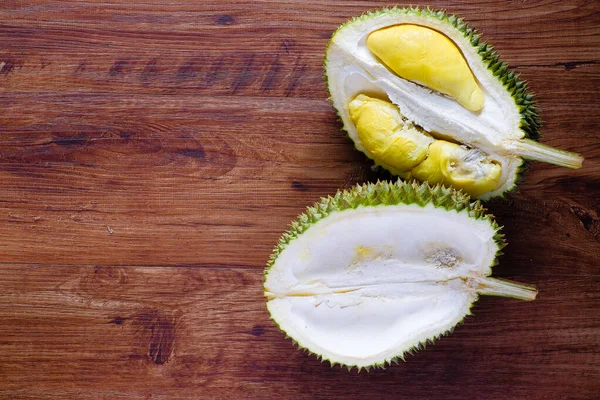 Fruta Durian Fresca Sobre Fondo Madera — Foto de Stock