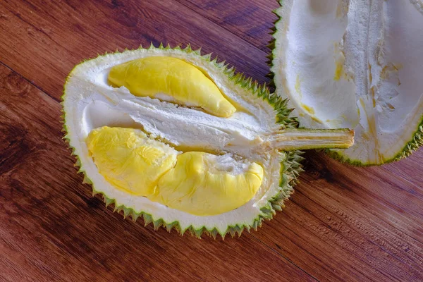 Fruta Durian Fresca Sobre Fondo Madera — Foto de Stock