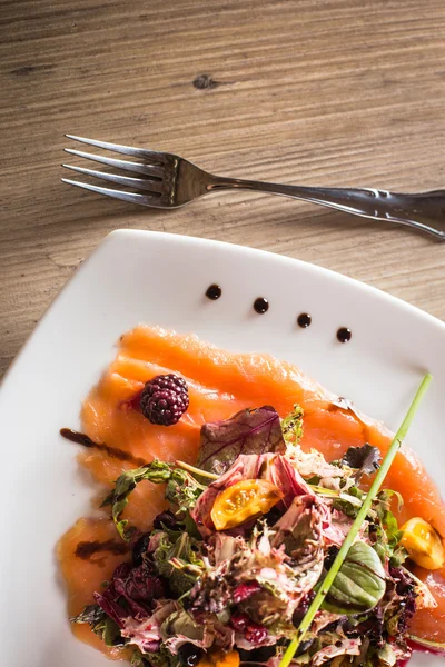 Salmon carpaccio — Stock Photo, Image