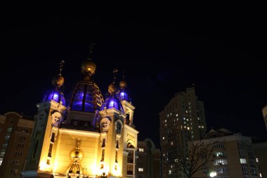 Gece şehrinin ışığı