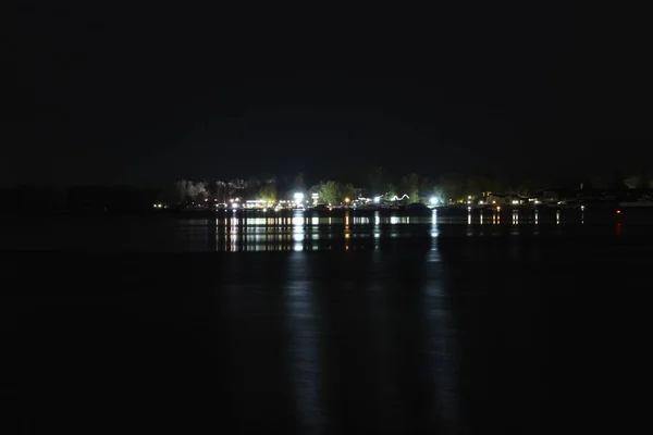 Luz Del Puerto Nocturno — Foto de Stock