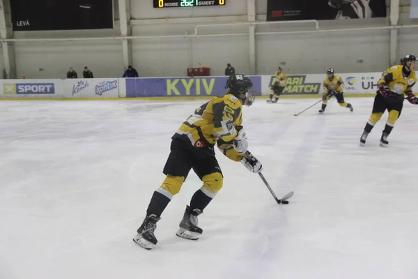 Partido Hockey Entre Club Kiev Falcons Equipo Bila Tsherkva Leopard — Foto de Stock