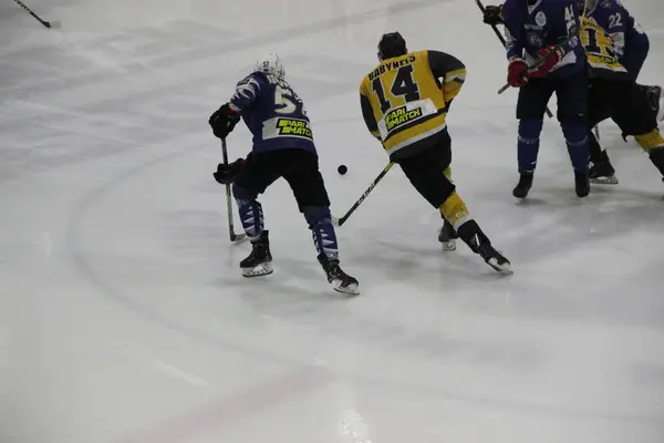 Partido Hockey Entre Club Kiev Falcons Equipo Bila Tsherkva Leopard —  Fotos de Stock