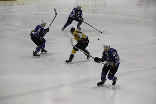 Partido Hockey Entre Club Kiev Falcons Equipo Bila Tsherkva Leopard — Foto de Stock