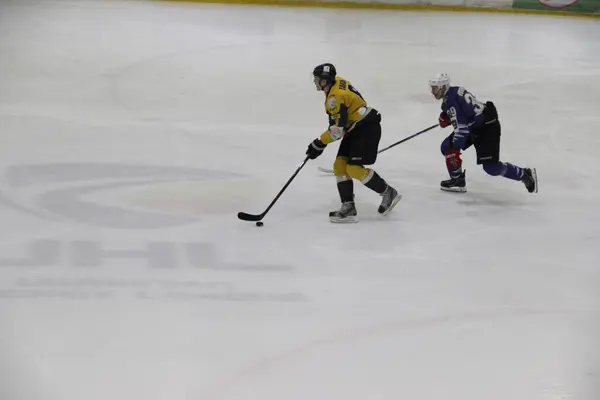 Hockeywedstrijd Tussen Kiev Club Falcons Het Team Van Bila Tsherkva — Stockfoto