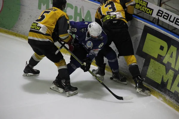 Hockey Match Kiev Club Falcons Team Bila Tsherkva Leopard Ukrainian — Stock Photo, Image