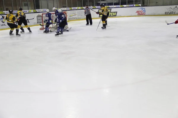 Partido Hockey Entre Club Kiev Falcons Equipo Bila Tsherkva Leopard — Foto de Stock