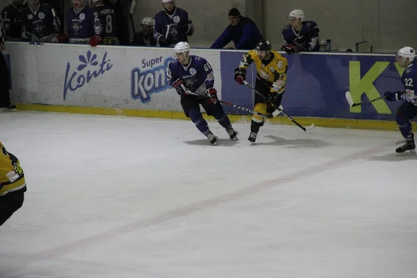 Partido Hockey Entre Equipo Kiev Falcons Club Bila Tcherkva Leopard —  Fotos de Stock