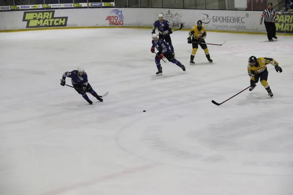 Partido Hockey Entre Equipo Kiev Falcons Club Bila Tcherkva Leopard — Foto de Stock