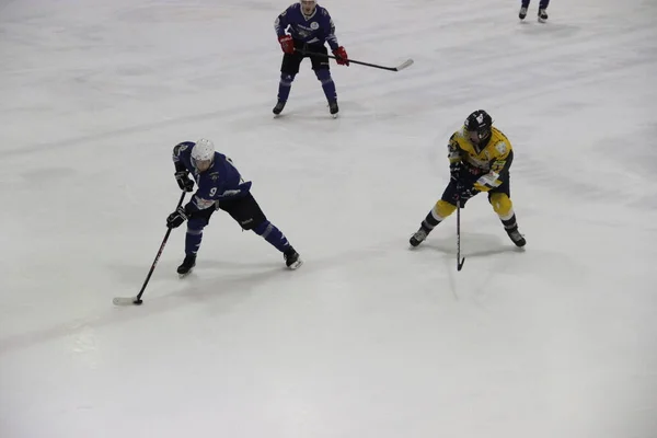 Partido Hockey Entre Equipo Kiev Falcons Club Bila Tcherkva Leopard —  Fotos de Stock