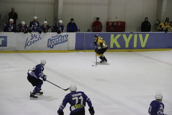 Partido Hockey Entre Equipo Kiev Falcons Club Bila Tcherkva Leopard —  Fotos de Stock