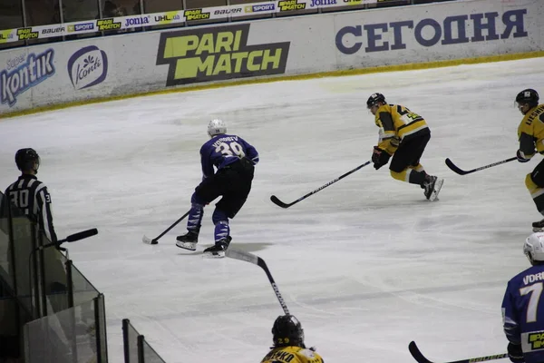 Partido Hockey Entre Equipo Kiev Falcons Club Bila Tcherkva Leopard —  Fotos de Stock