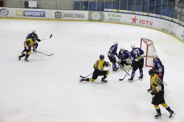 Partido Hockey Entre Equipo Kiev Falcons Club Bila Tcherkva Leopard — Foto de Stock