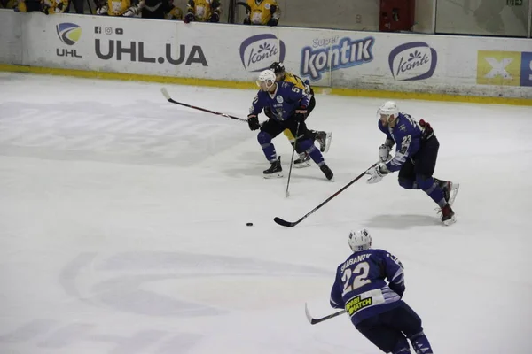 Partido Hockey Entre Equipo Kiev Falcons Club Bila Tcherkva Leopard — Foto de Stock