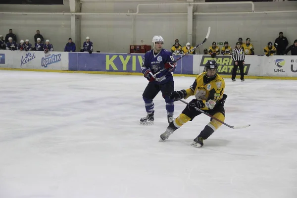 Hockeywedstrijd Tussen Kiev Club Falcons Het Team Van Bila Tcherkva — Stockfoto