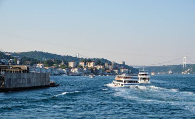 İstanbul, Türkiye. Fatih Sultan Mehmet Köprüsü ile Boğaziçi ve Rumeli Hisar manzarası