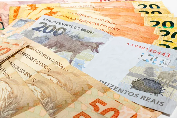 Brazilské Peníze Dvěma Sty Skutečnými Bankovkami Mincemi Horní Pohled — Stock fotografie