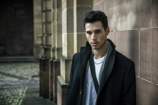 Handsome young man outdoor in winter fashion — Stock Photo, Image