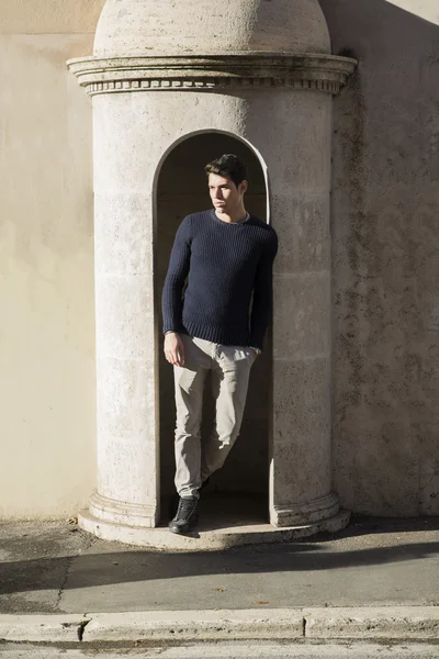 Man posing in guards booth — Stock Photo, Image