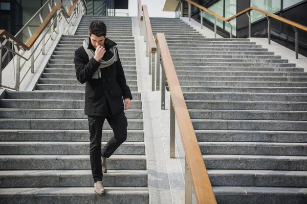 Trendy handsome man in winter fashion — Stock Photo, Image