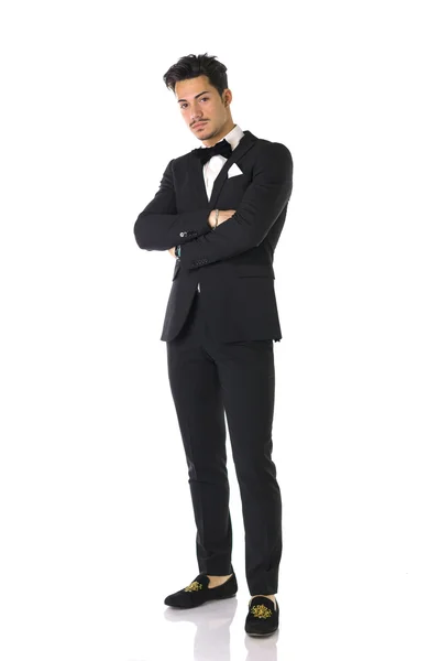 Elegant ung man med kostym och fluga, full längd skott — Stockfoto