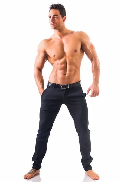 Bar överkropp muscleman med eleganta byxor — Stockfoto