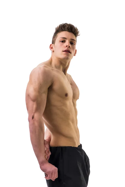 Knappe bodybuilder doen triceps pose — Stockfoto