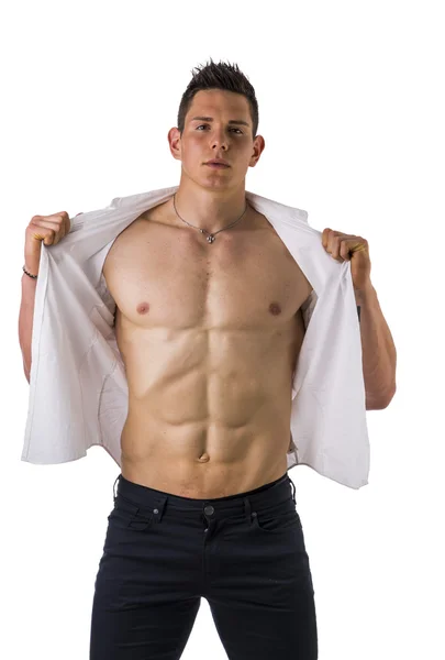 Mężczyzna wyświetlanie jego mięśni tułowia — Zdjęcie stockowe