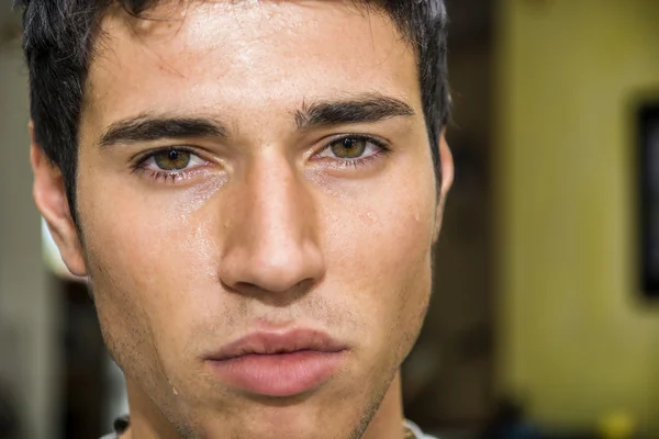 Close up Face of a Pensive Young Man Crying —  Fotos de Stock