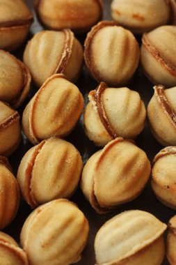 Yoğunlaştırılmış süt makrolu lezzetli çerezler 