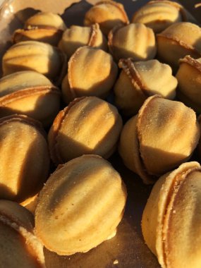 Yoğunlaştırılmış süt makrolu lezzetli çerezler