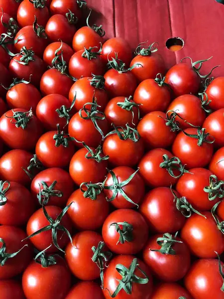 Tomates Rojos Cherry Mercado Macro —  Fotos de Stock