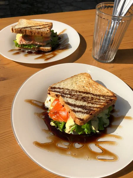 Sandwich Med Lakseegg Ost – stockfoto