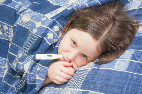 kız bebek grip ile hasta