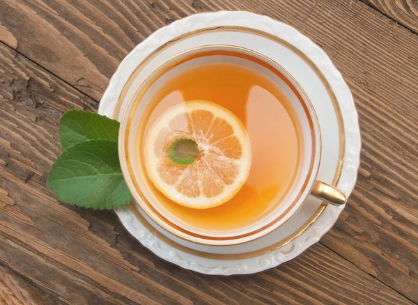 Chá com limão e hortelã — Fotografia de Stock