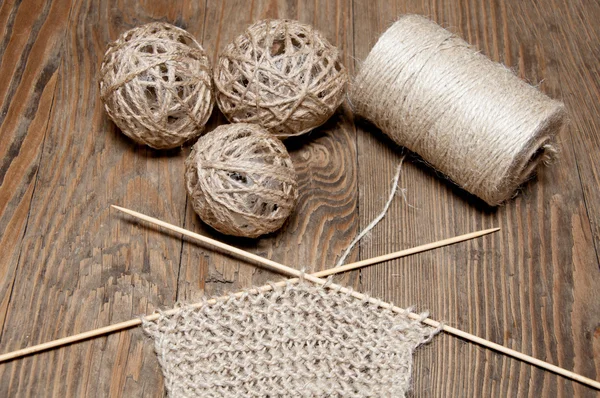 bej renkli örgü ve clew