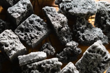 Epifani kömürünü kapat..