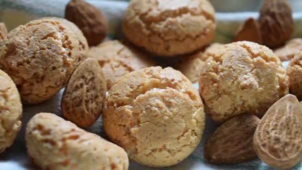 Cerca Amaretti Con Almendras — Vídeos de Stock