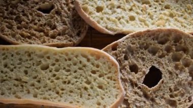 Çeşitli şekillerdeki friselle 'e yaklaş